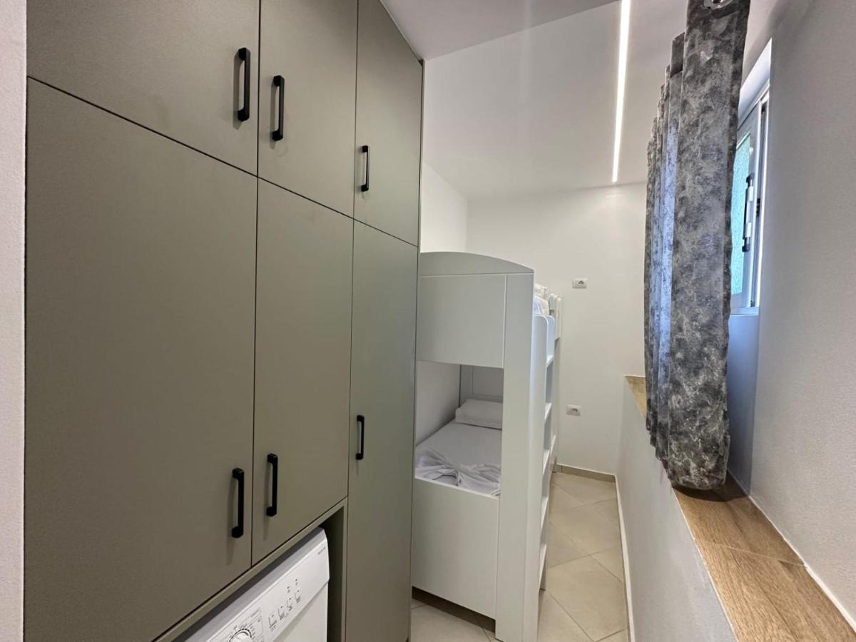 Aila Apartment Sarandë 外观 照片